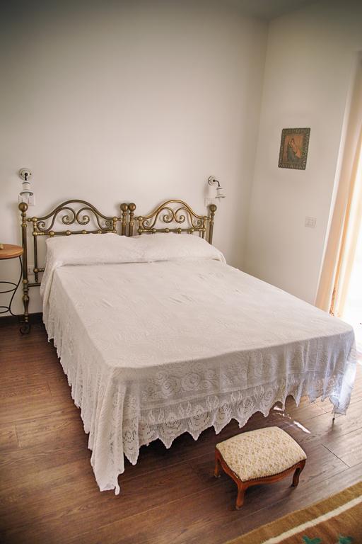 Villa Don Carlo Agriturismo Di Charme Bio Le Pioppe Exterior foto